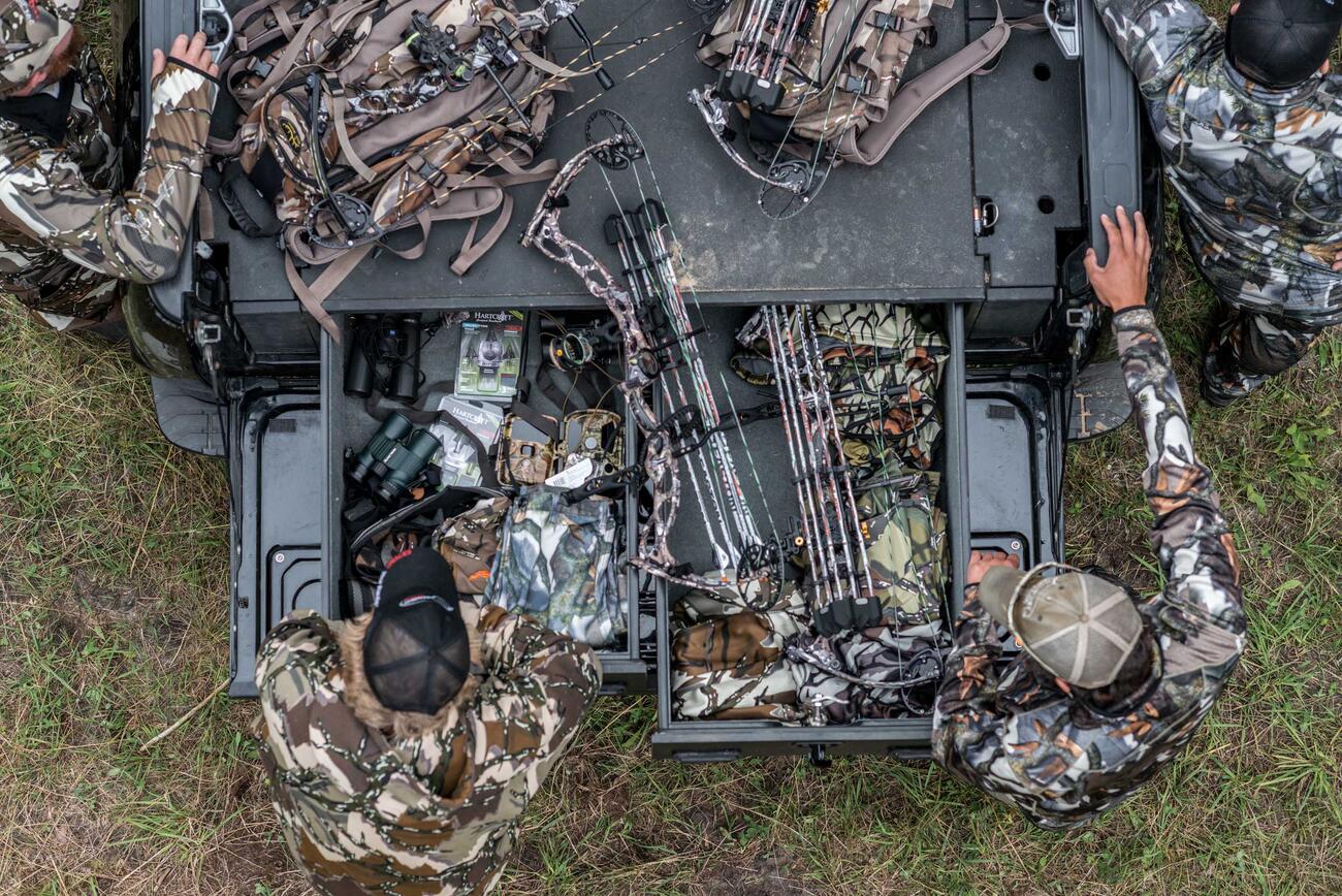 PickupSeries_All-WeatherLine_Magnum2Drawer_2012_Toyota_Tundra_ChrisHood-5.jpg Thumbnail