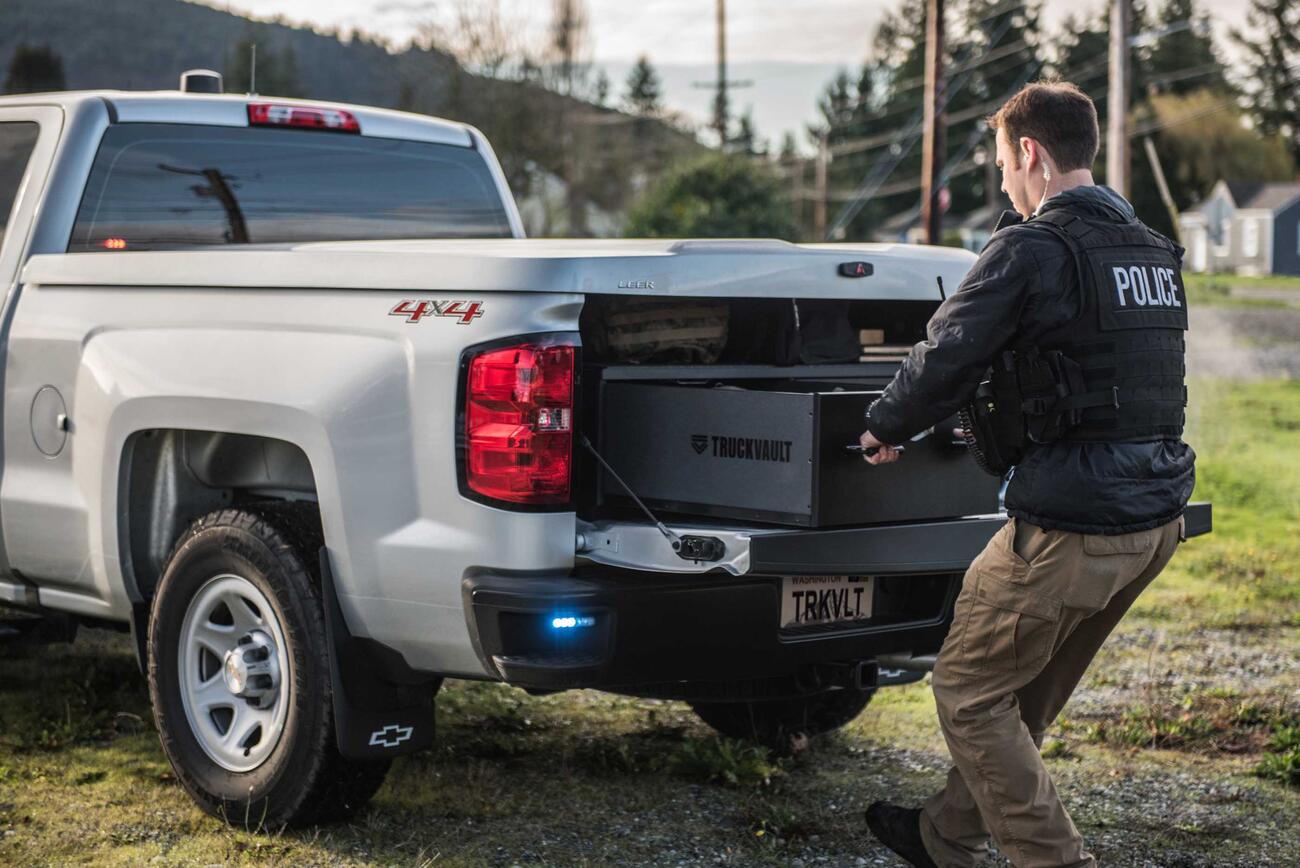 PickupSeries_All-Weather_Magnim2Drawer_2016_Chevy_Silverado_FerndalePD-3.jpg Thumbnail