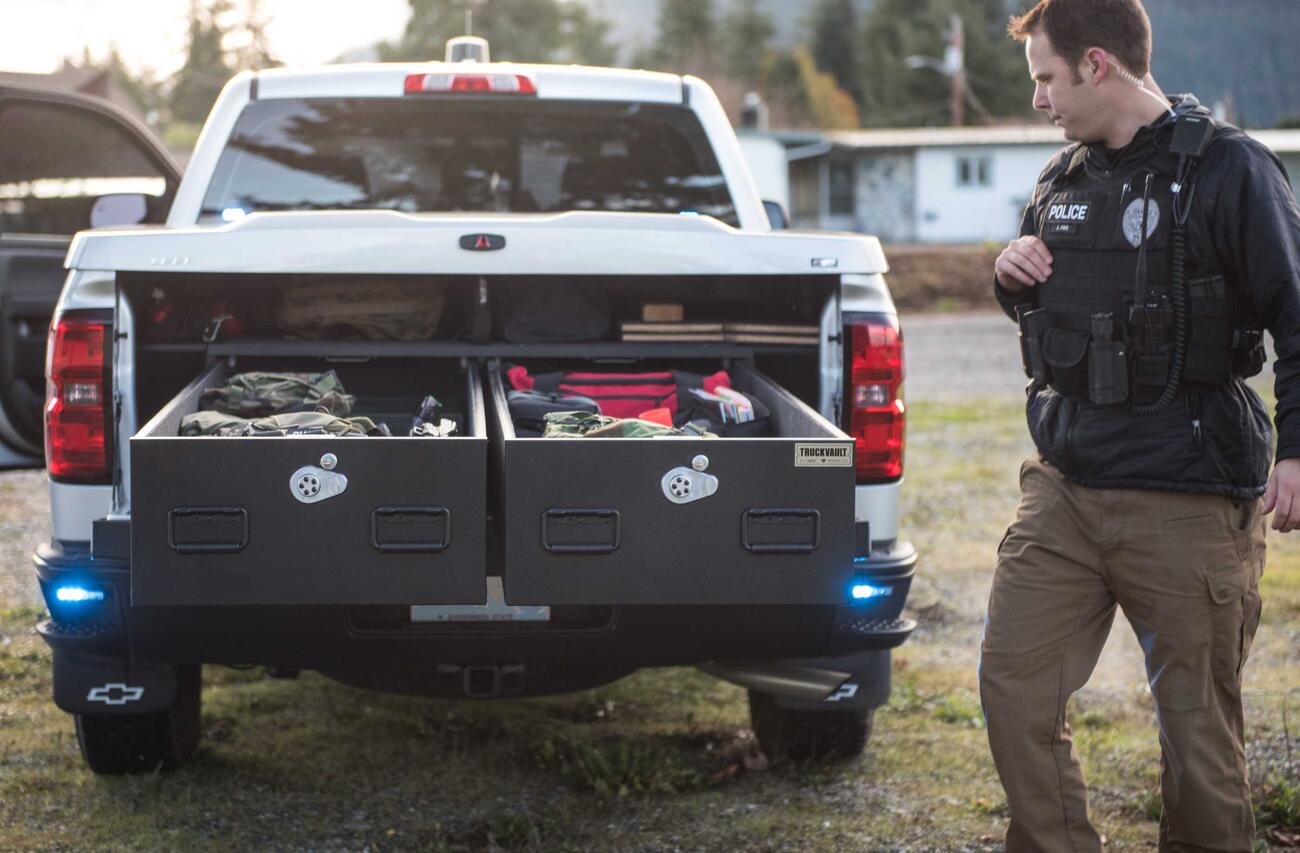 PickupSeries_All-Weather_Magnim2Drawer_2016_Chevy_Silverado_FerndalePD-5.jpg Thumbnail