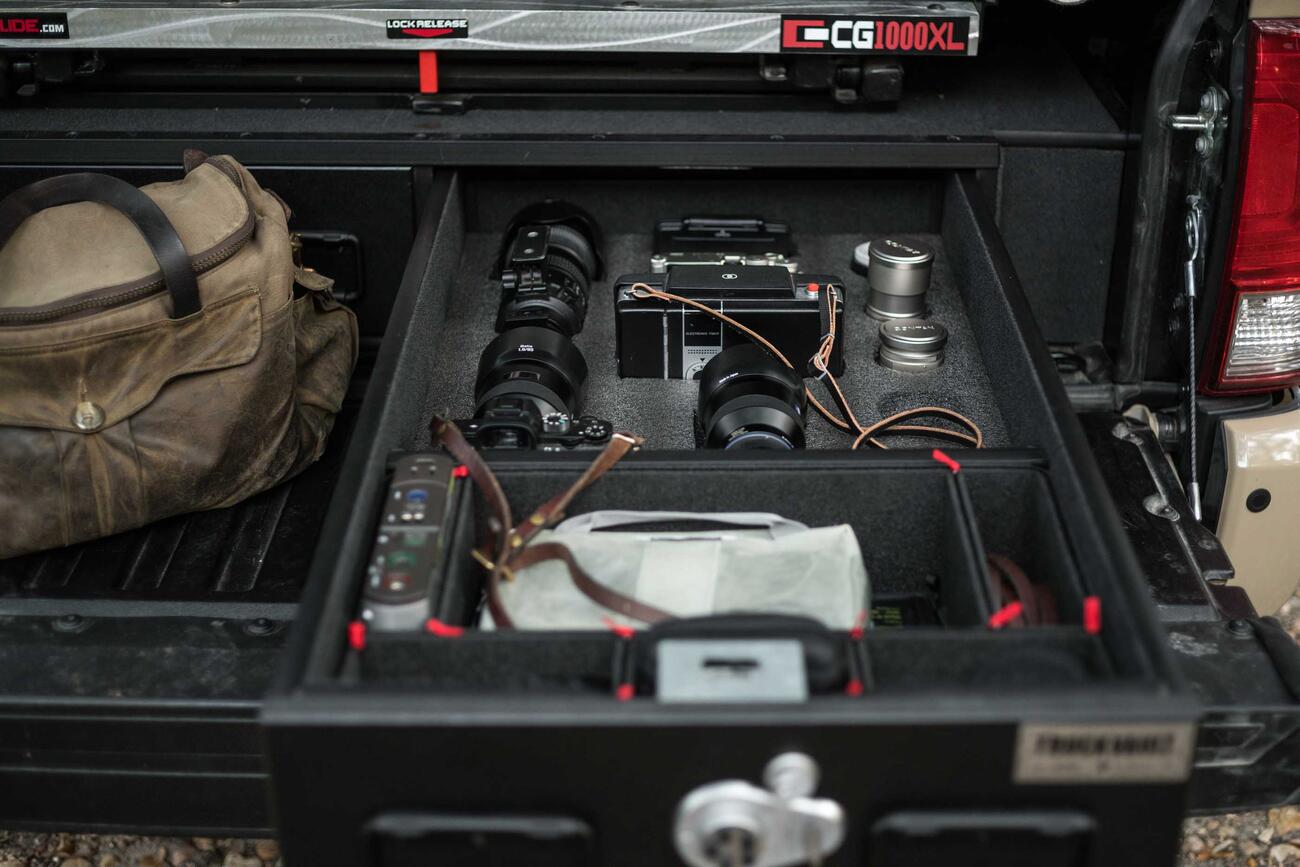 PickupSeries_CoveredBedLine_Standard2Drawer_2016_Toyota_Tacoma_TylerSharp8.jpg Thumbnail