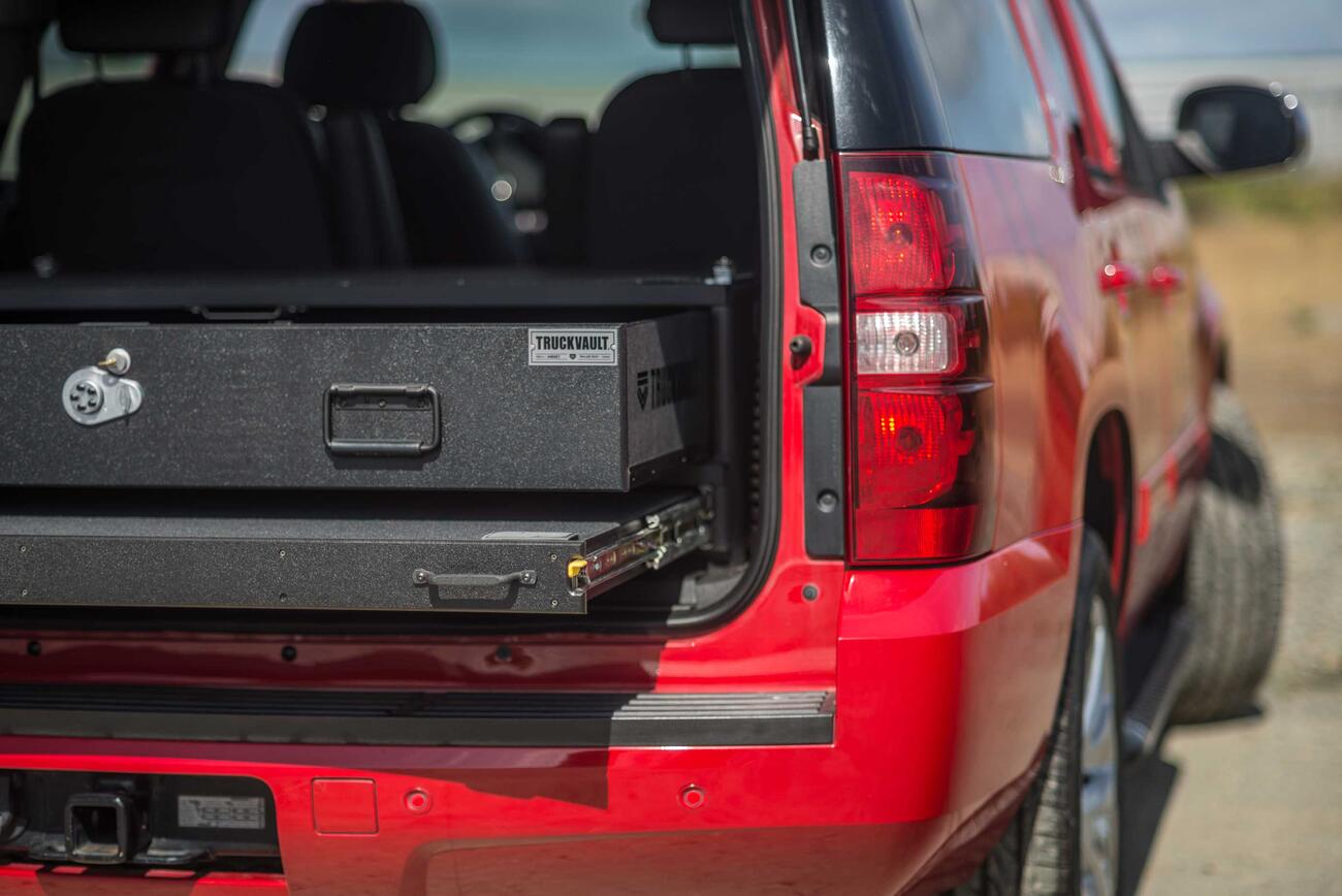 SUVseries_BaseLine_Standard1Drawer_2015_Chevy_Tahoe_Fenton4.jpg Thumbnail