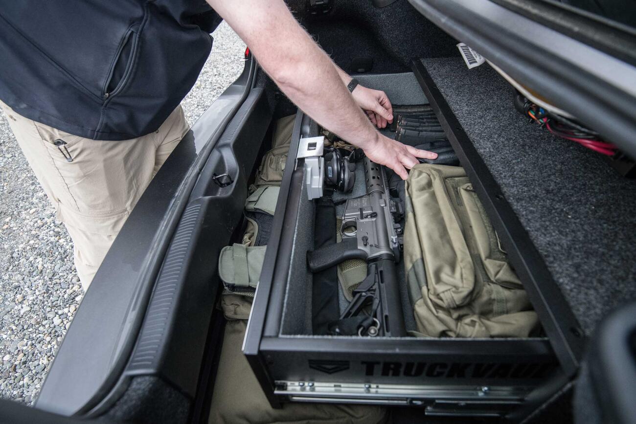 SedanSeries_Baseline_1Drawer_DodgeCharger_FerndalePD_HighRes-7.jpg Thumbnail